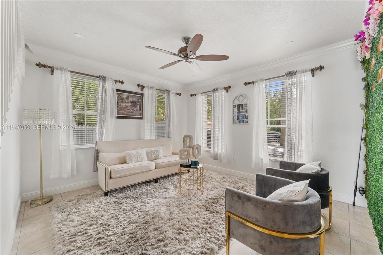 20032 SW 128th Ct, Miami, FL 33177 Photo