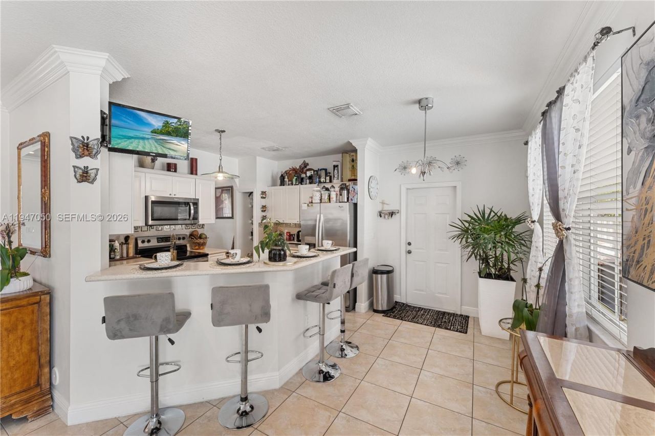 20032 SW 128th Ct, Miami, FL 33177 Photo