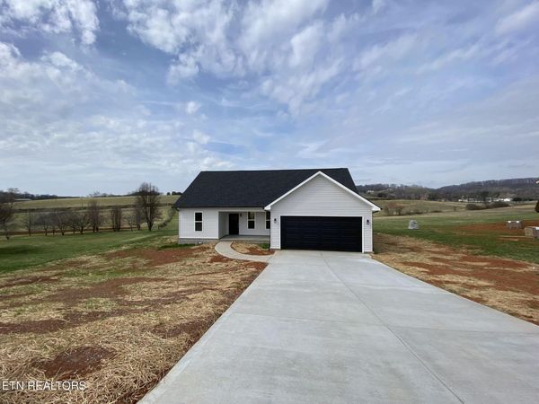 310 Moores Way, Madisonville, TN 37354