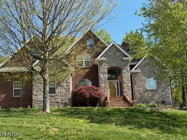 110 Saint James Lane, Clinton, TN 37716
