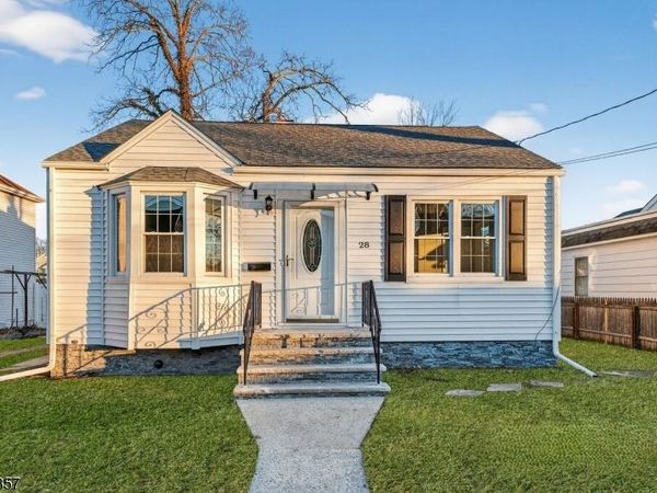 28 Madison Ave, Woodbridge, NJ 07001