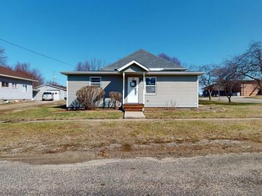 321 3rd Street, Collins, IA 50055