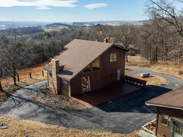 7386 APPLE RIDGE DRIVE, TIMBERVILLE, VA 22853