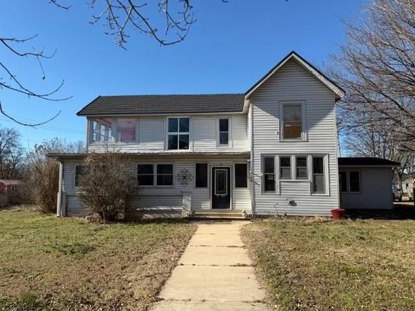 523 Indiana Street, Oswego, KS 67356