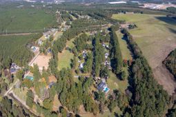 218-10 Clubhouse Circle photo 4