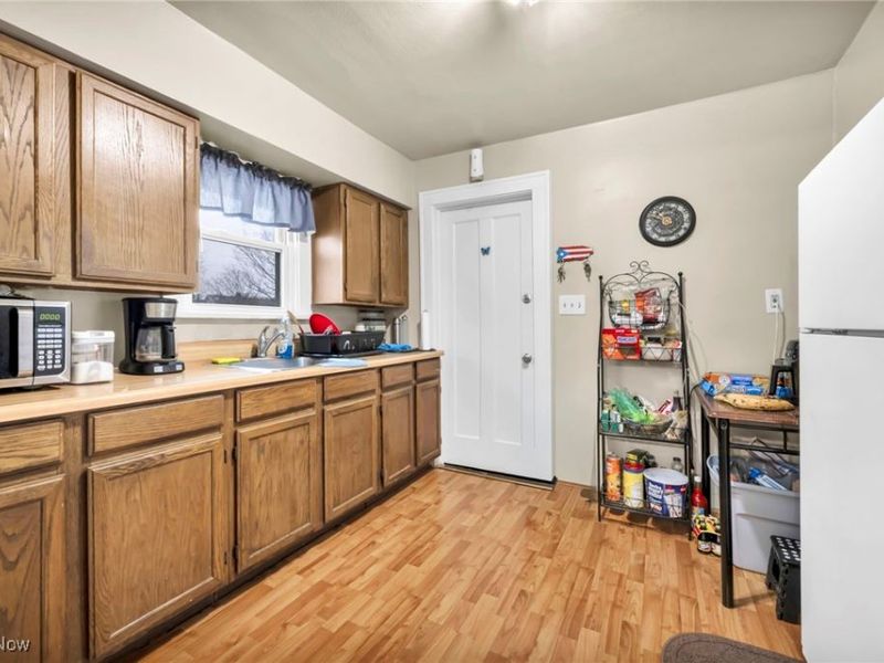 3843 W 136th Street, Cleveland, OH 44111 Photo 13