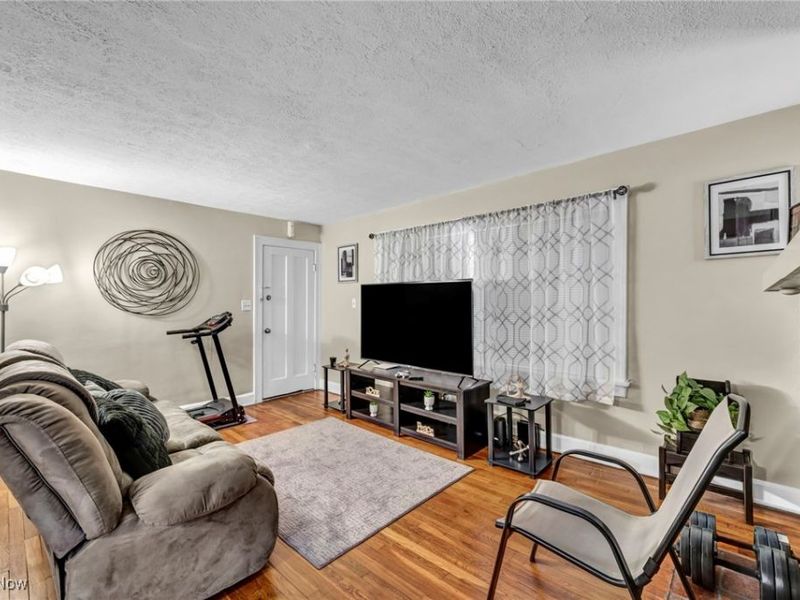 3843 W 136th Street, Cleveland, OH 44111 Photo 6