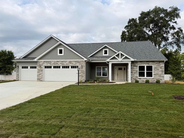 3173 E Rocky Way, Winona Lake, IN 46590