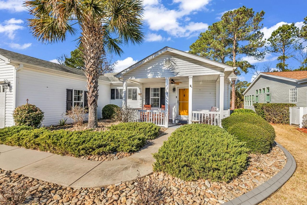 594 Woodholme Dr. Photo 2