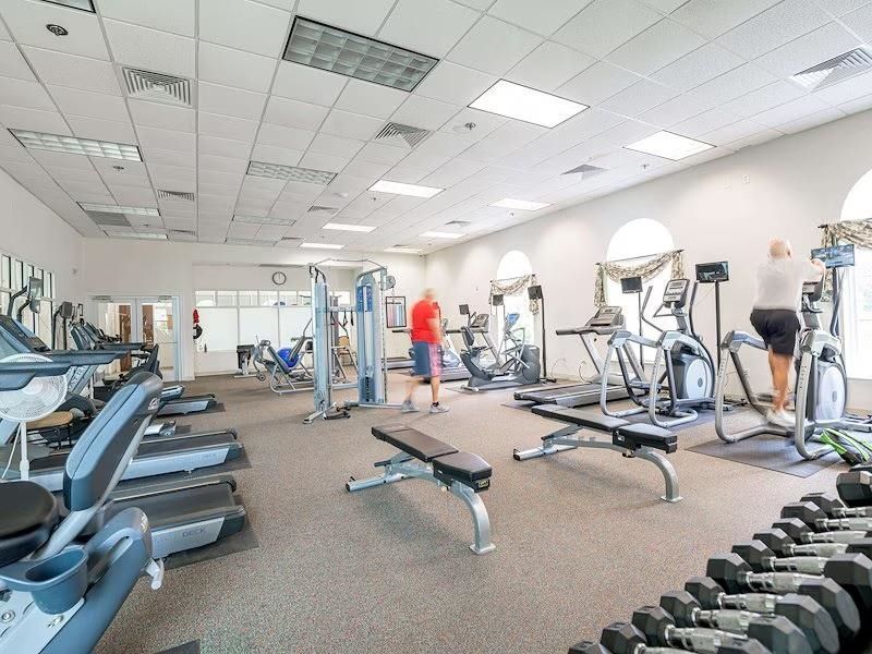 594 Woodholme Dr. Photo 22