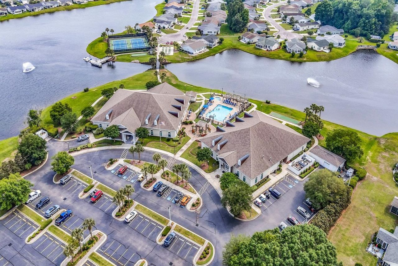 594 Woodholme Dr. Photo 36