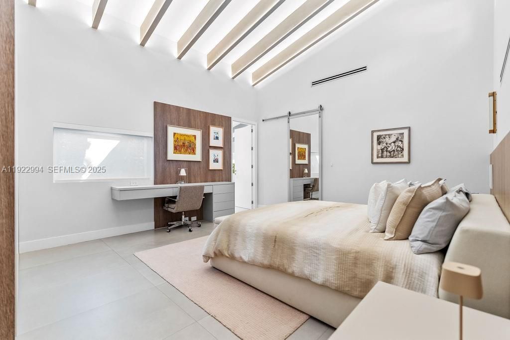 4095 Battersea Rd , Miami, FL 33133 Photo