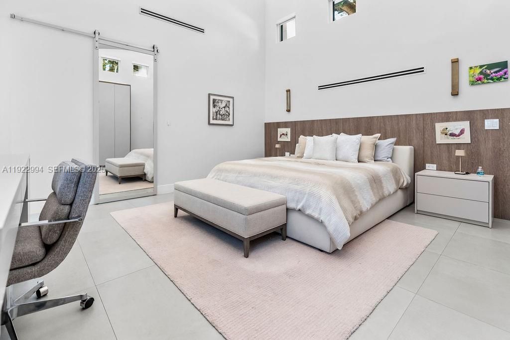 4095 Battersea Rd , Miami, FL 33133 Photo