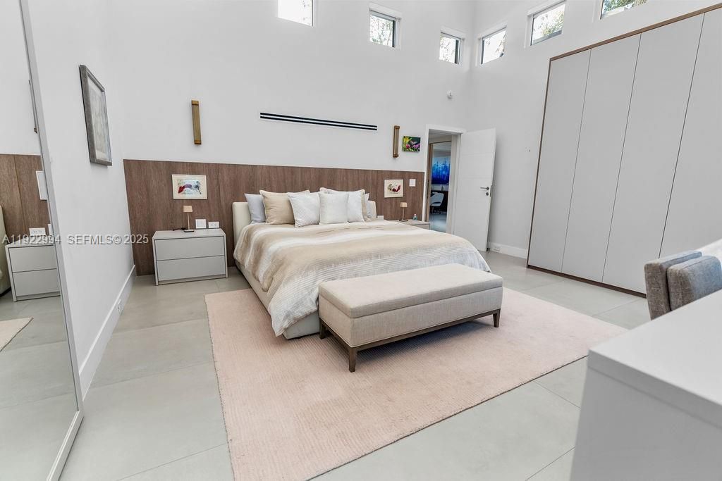 4095 Battersea Rd , Miami, FL 33133 Photo