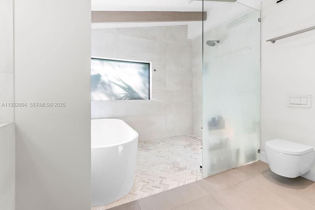 4095 Battersea Rd , Miami, FL 33133 Photo