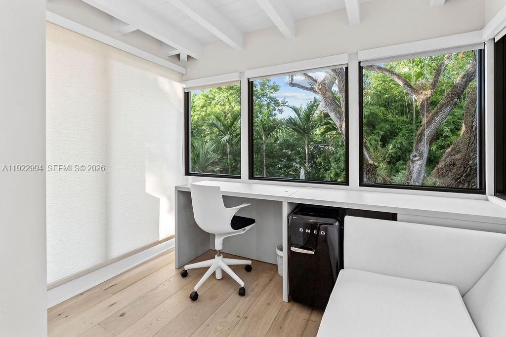 4095 Battersea Rd, Miami, FL 33133 Photo