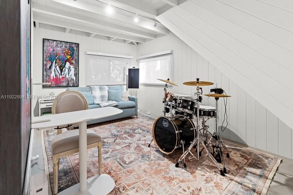 4095 Battersea Rd , Miami, FL 33133 Photo