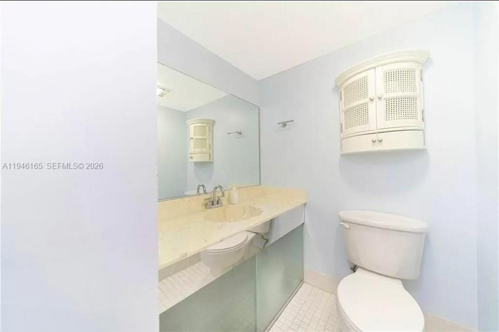 3800 N Hills Dr, Unit 406, Hollywood, FL 33021 Photo