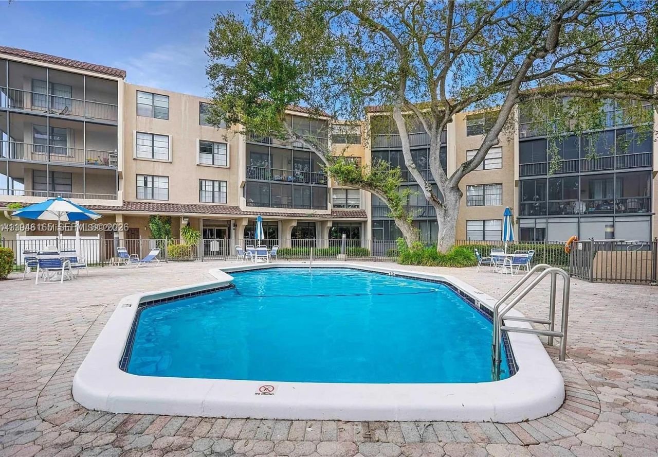 3800 N Hills Dr, Unit 406, Hollywood, FL 33021 Photo