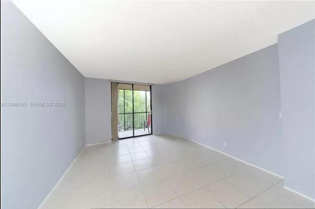 3800 N Hills Dr, Unit 406, Hollywood, FL 33021 Photo