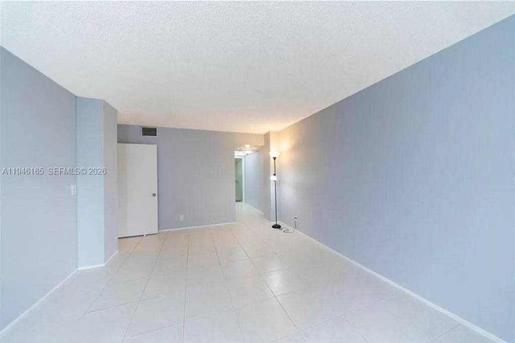 3800 N Hills Dr, Unit 406, Hollywood, FL 33021 Photo