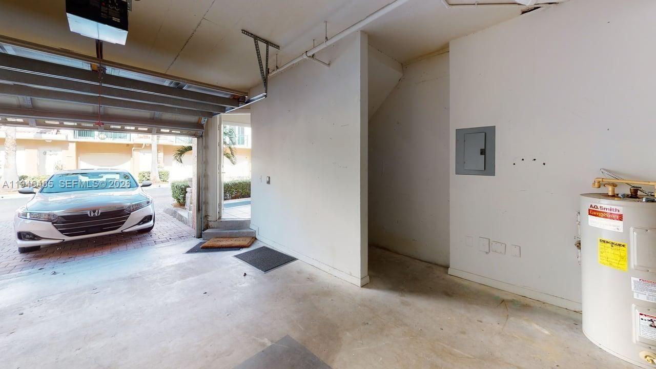 2107 SE 10th Ave, Unit 831, Fort Lauderdale, FL 33316 Photo