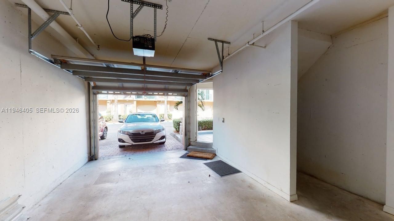 2107 SE 10th Ave, Unit 831, Fort Lauderdale, FL 33316 Photo