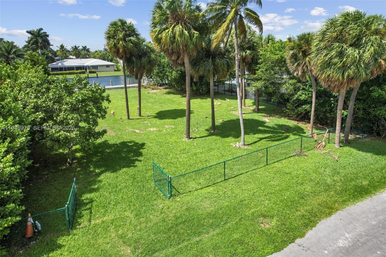 606 Palm Dr , Hallandale Beach, FL 33009 Photo