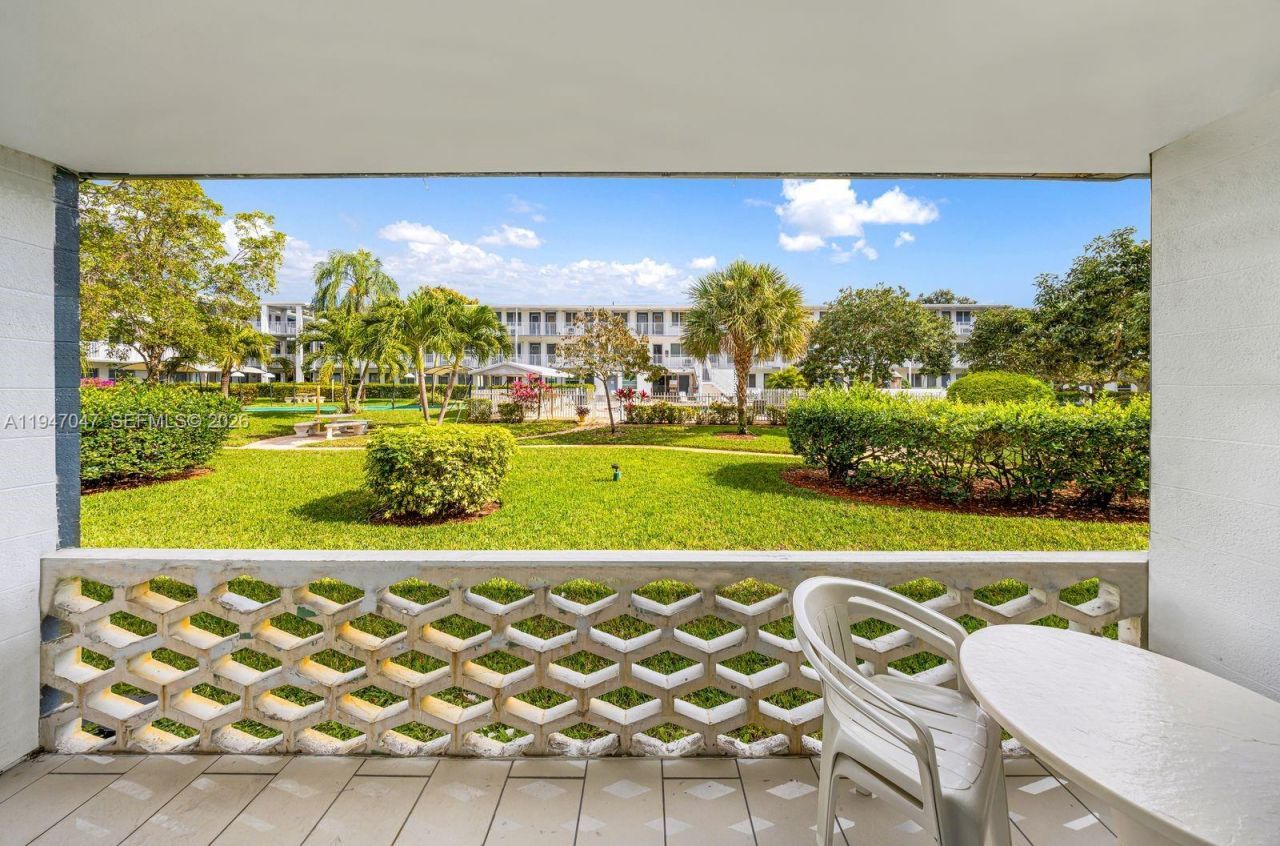 15610 NE 6th Ave, Unit 7D, Miami, FL 33162 Photo