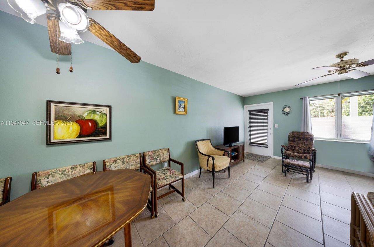 15610 NE 6th Ave, Unit 7D, Miami, FL 33162 Photo