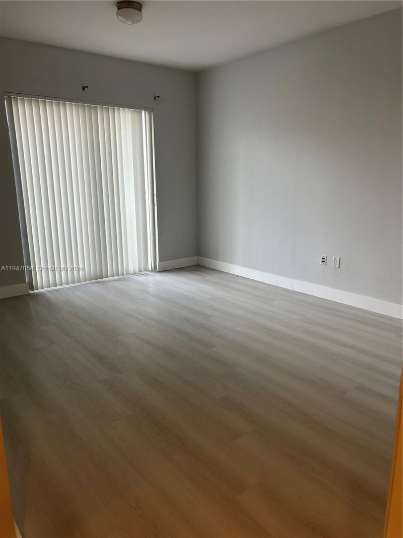 10 Aragon Ave, Unit 814, Coral Gables, FL 33134 Photo