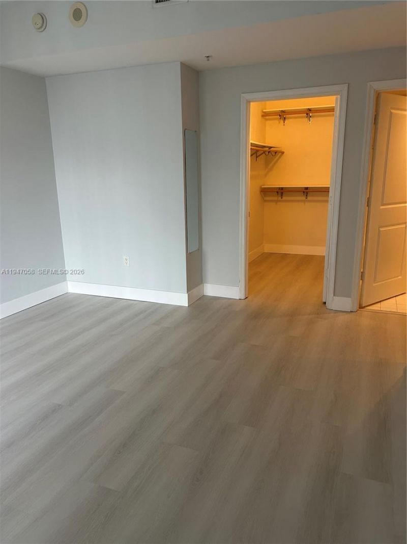 10 Aragon Ave, Unit 814, Coral Gables, FL 33134 Photo