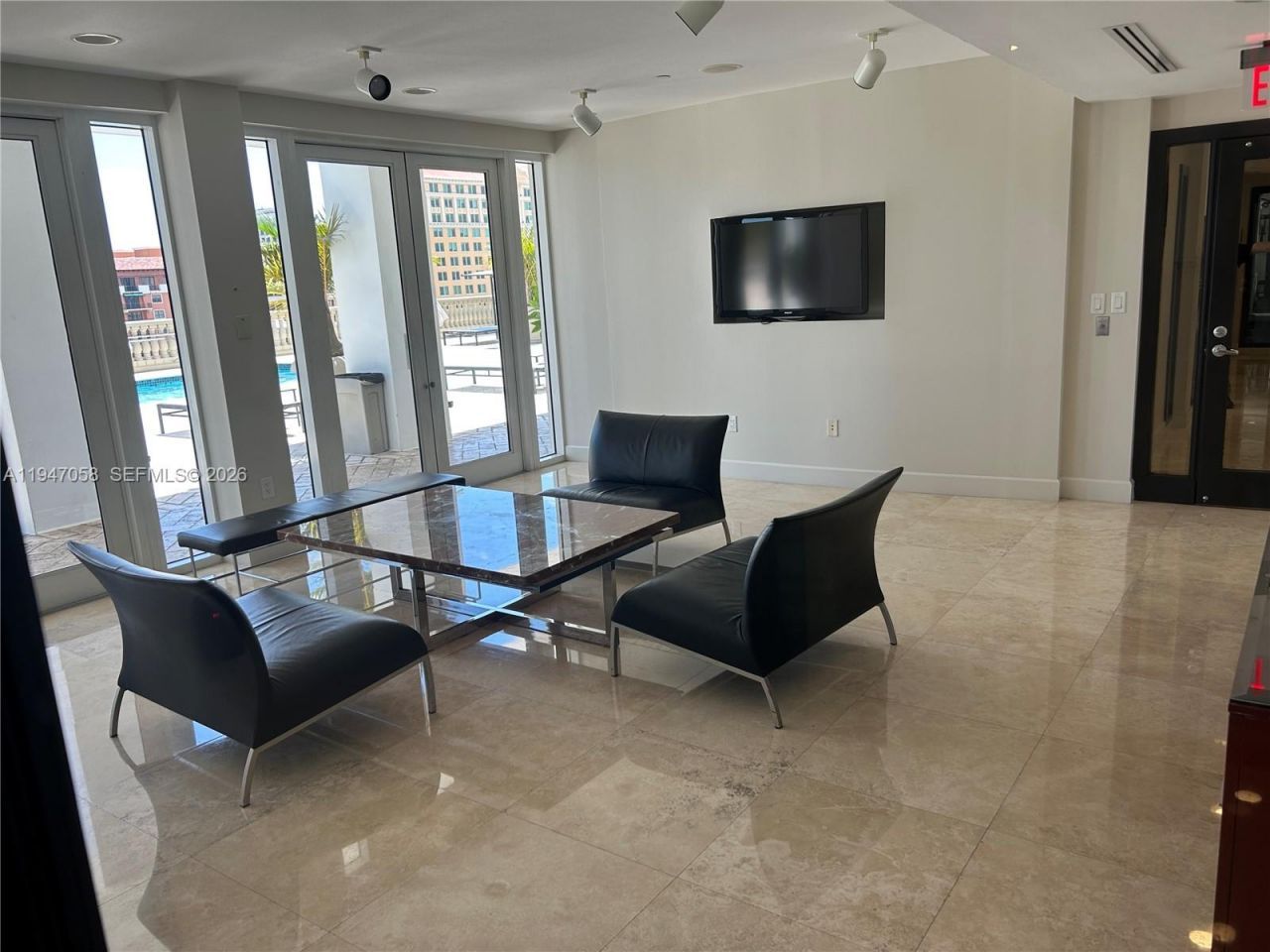 10 Aragon Ave, Unit 814, Coral Gables, FL 33134 Photo