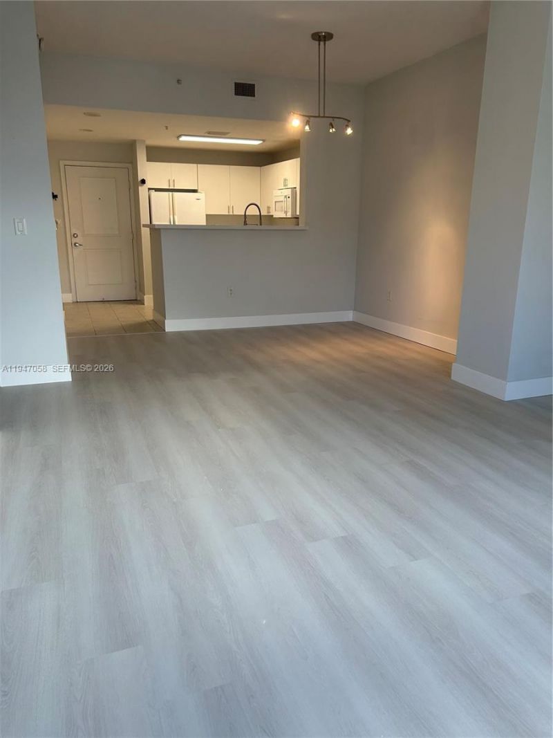 10 Aragon Ave, Unit 814, Coral Gables, FL 33134 Photo