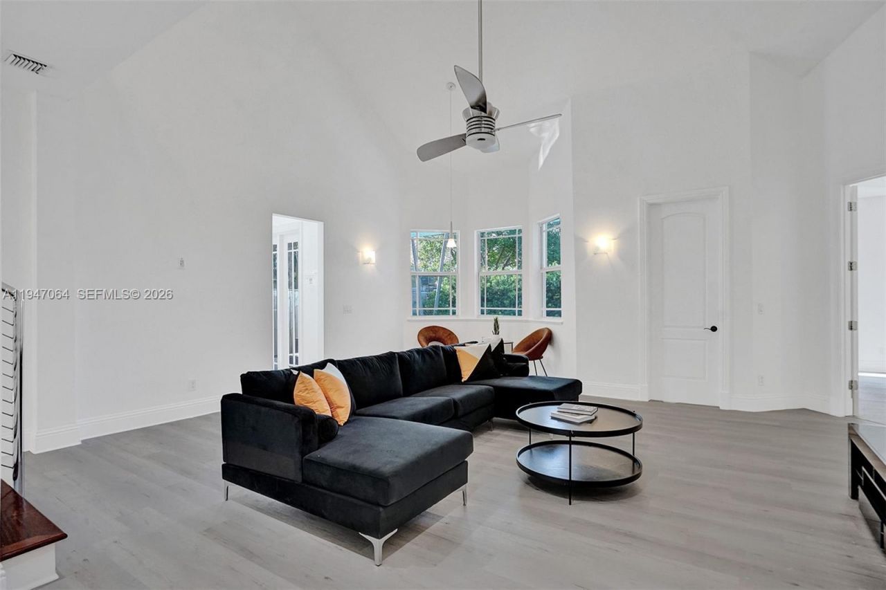 1207 SW 21st St, Fort Lauderdale, FL 33315 Photo