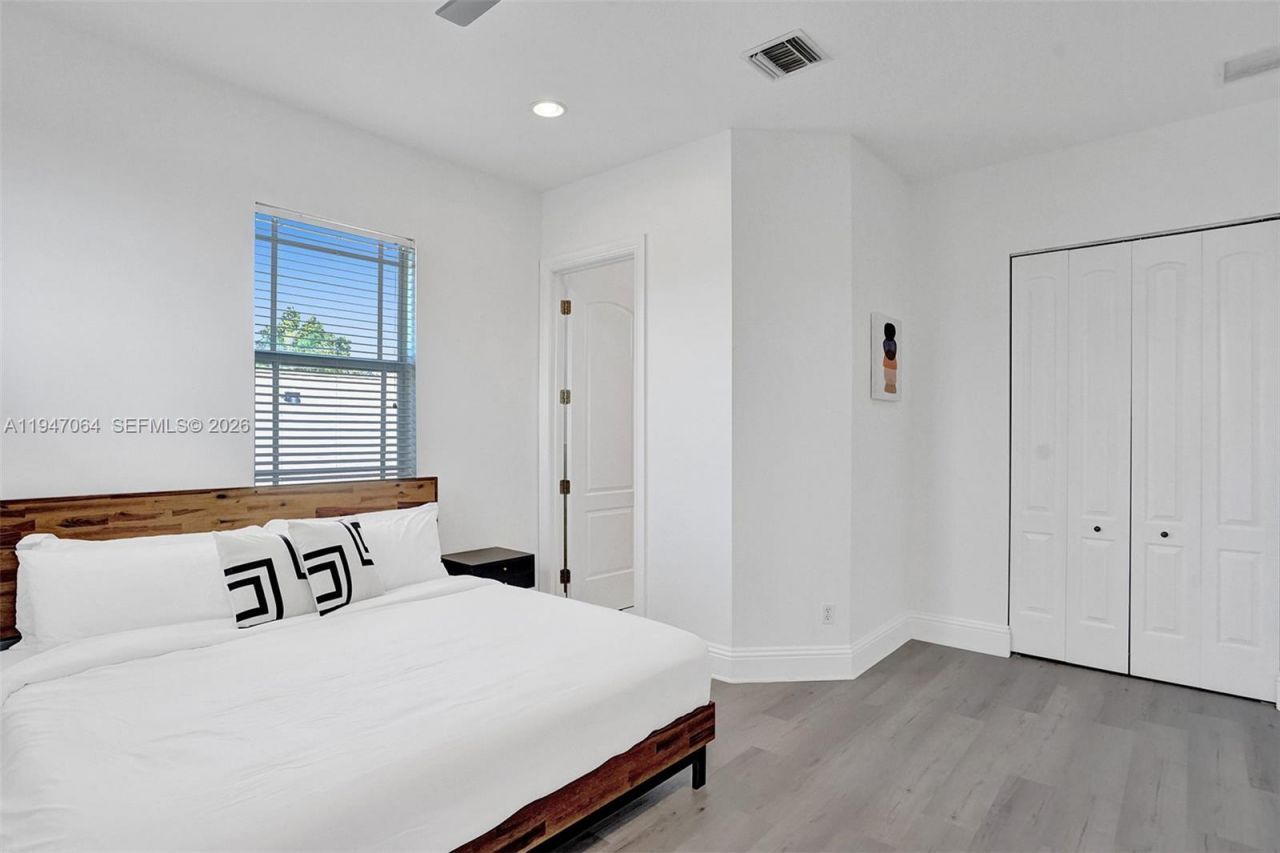 1207 SW 21st St, Fort Lauderdale, FL 33315 Photo