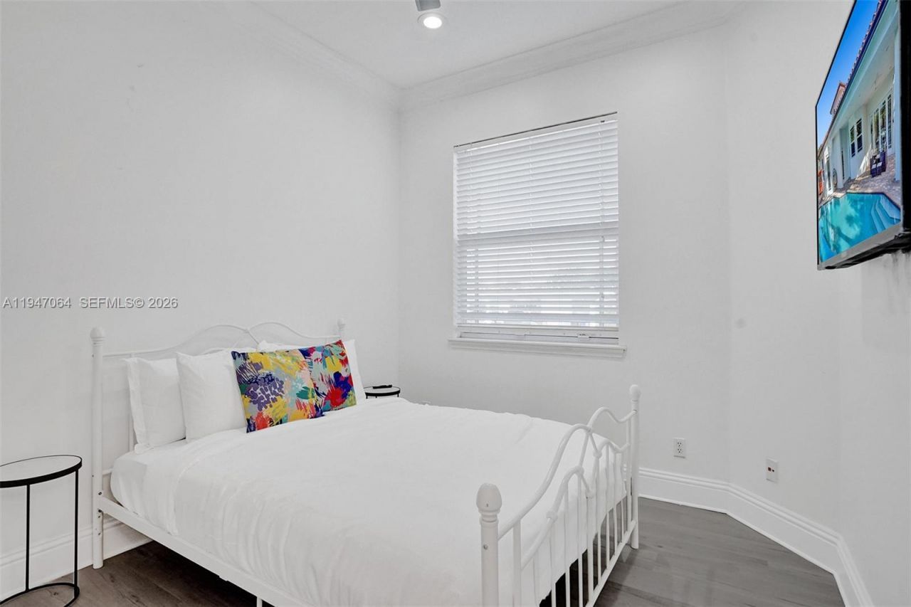 1207 SW 21st St, Fort Lauderdale, FL 33315 Photo