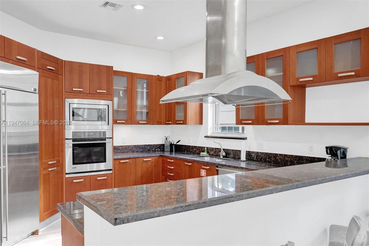 1207 SW 21st St, Fort Lauderdale, FL 33315 Photo