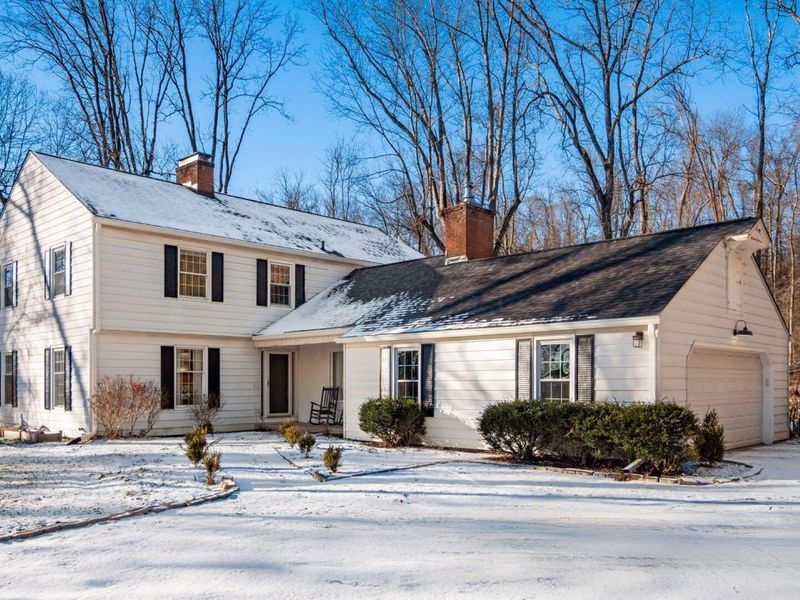 160 Edgewood Drive, Granville, OH 43023 Photo 1