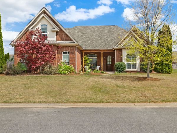 254 Cypress Creek Dr, Florence, AL