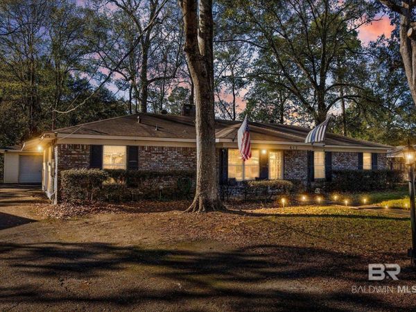 617 Best Drive, Saraland, AL 36571