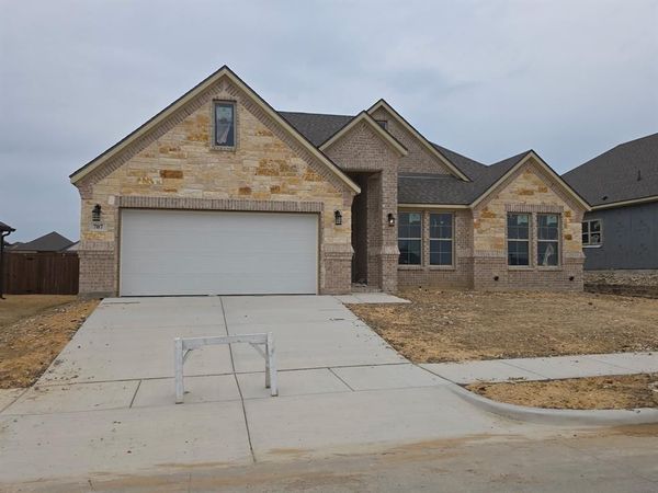 707 Bass Lake Lane, Cleburne, TX 76033