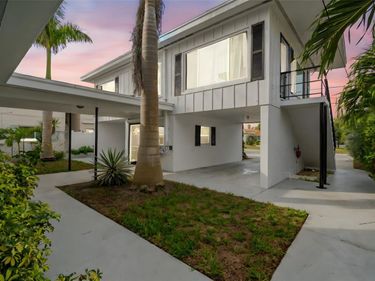 2411 BAY BOULEVARD, Unit 3, INDIAN ROCKS BEACH, FL 33785