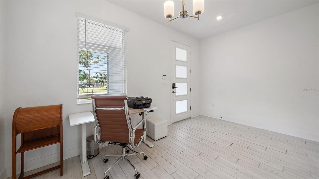 2587 Temple Street, Sarasota, FL 34239 Photo