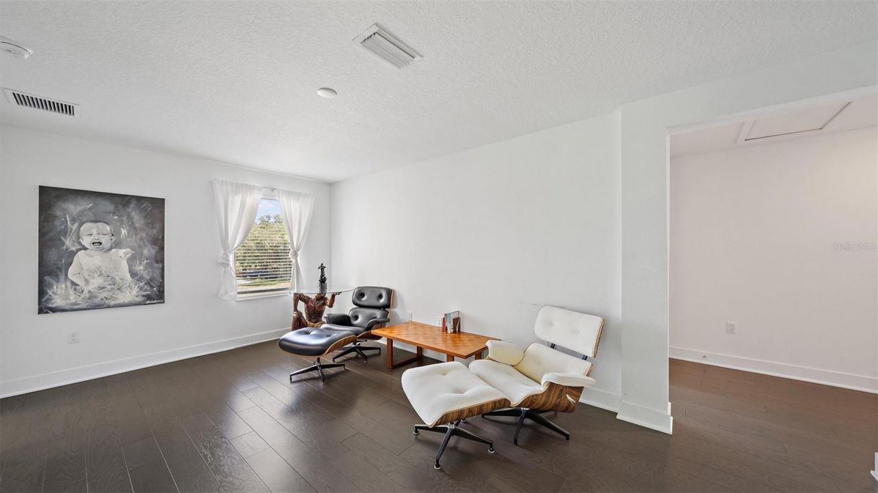 2587 Temple Street, Sarasota, FL 34239 Photo