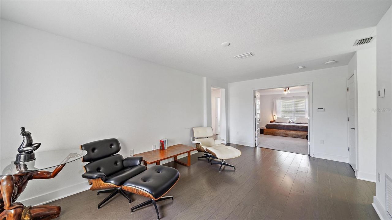 2587 Temple Street, Sarasota, FL 34239 Photo