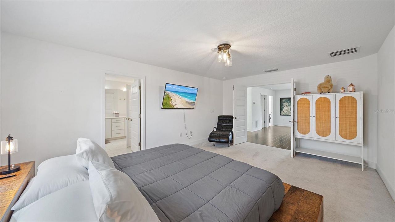 2587 Temple Street, Sarasota, FL 34239 Photo