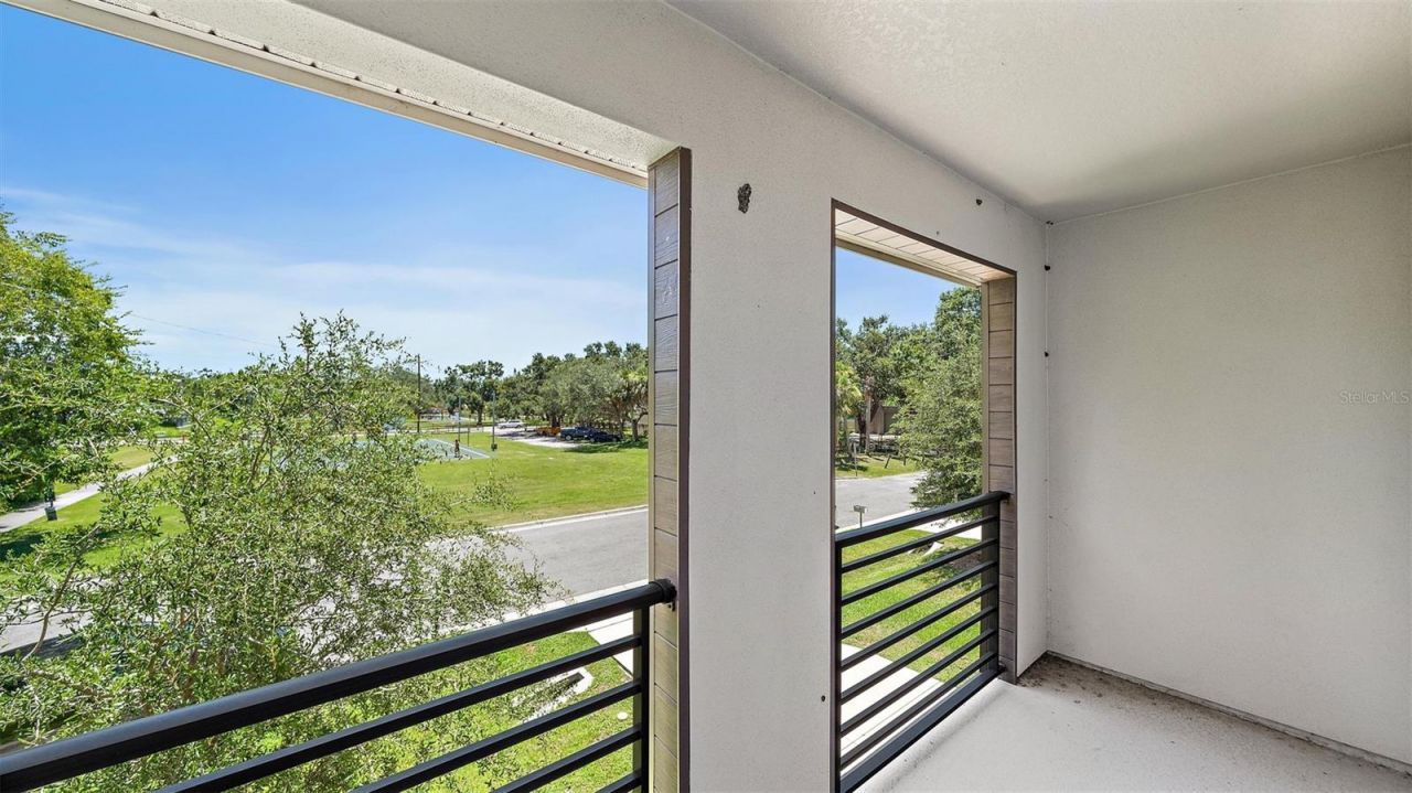 2587 Temple Street, Sarasota, FL 34239 Photo