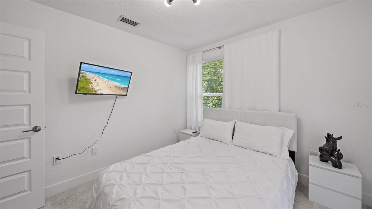 2587 Temple Street, Sarasota, FL 34239 Photo