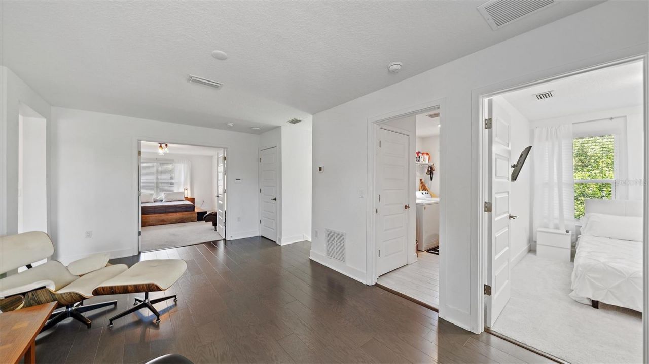 2587 Temple Street, Sarasota, FL 34239 Photo